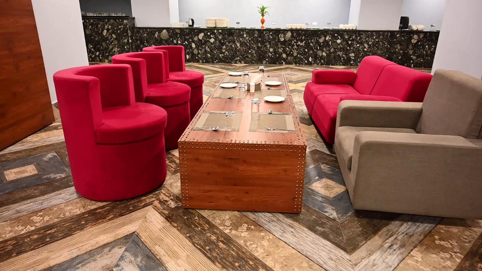 Seven Hills Hotel プリ エクステリア 写真